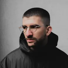 Mergimを聴いたり、ミュージックビデオを鑑賞したり、経歴やツアー日程などを確認したりしましょう！