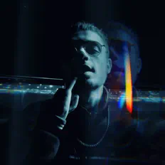 Poslechněte si interpreta TheSolo, sledujte hudební videa, přečtěte si životopis, podívejte se na data turné a další informace.