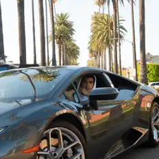 Devin Alexander सुनें, म्यूज़िक वीडियो देखें, बायो पढ़ें, दौरे की तारीखें और बहुत कुछ देखें!