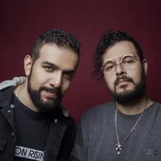 Escucha a Sivandra, mira vídeos musicales, lee la biografía, consulta fechas de giras y mucho más.