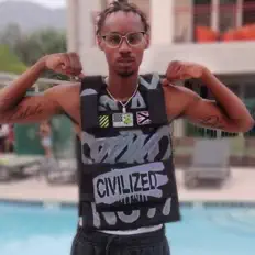 Lil Xav सुनें, म्यूज़िक वीडियो देखें, बायो पढ़ें, दौरे की तारीखें और बहुत कुछ देखें!