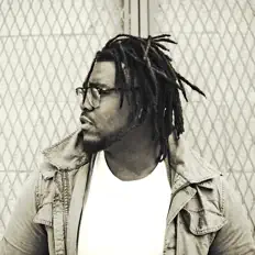 Theo Tywan dinle, müzik videolarını izle, biyografisini oku, tur tarihlerini ve daha fazlasını gör!