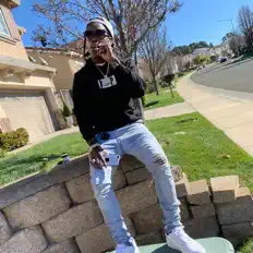 Listen to DeeATL, watch music videos, read bio, see tour dates & more!