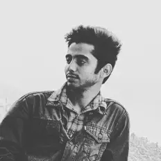 Poslechněte si interpreta RAVLAV, sledujte hudební videa, přečtěte si životopis, podívejte se na data turné a další informace.