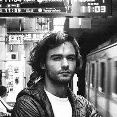 Ouve stefan, vê vídeos de música, lê a biografia, vê as datas da digressão e muito mais!