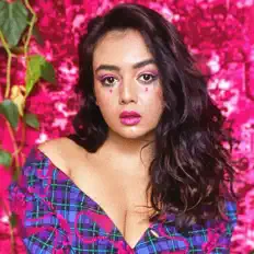 聆聽 Abhilasha Sinha、觀看音樂影片、閱讀小傳、查看巡演日期等！