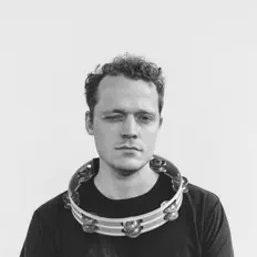 收听 Joe Bills、观看音乐视频、阅读小传、查看巡演日期等 ！