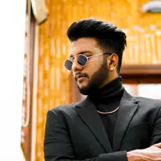 Escucha a Spoorthi Sp, mira vídeos musicales, lee la biografía, consulta fechas de giras y mucho más.