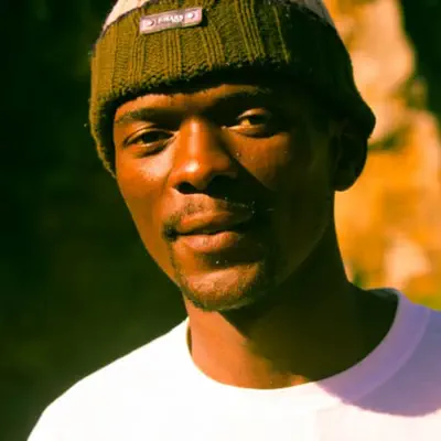 Listen to Imbongi Engadumile, watch music videos, read bio, see tour dates & more!