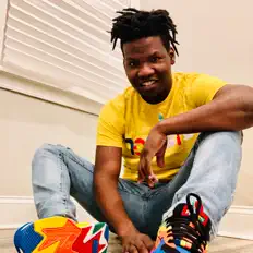 TyviOctober सुनें, म्यूज़िक वीडियो देखें, बायो पढ़ें, दौरे की तारीखें और बहुत कुछ देखें!