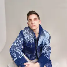 Listen to Max Evian, watch music videos, read bio, see tour dates & more!