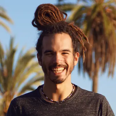 Listen to Tiahi, watch music videos, read bio, see tour dates & more!