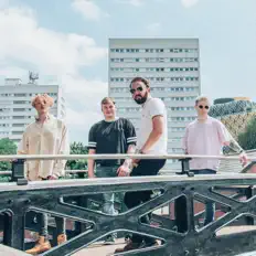 Ouve The Jewellers, vê vídeos de música, lê a biografia, vê as datas da digressão e muito mais!