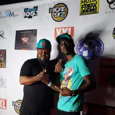 Luister naar MGMXND, bekijk muziekvideo's, lees de bio, bekijk de tourdata, en meer!