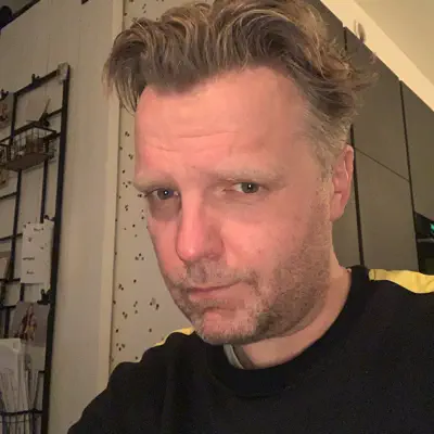 Listen to Stefan Thomas, watch music videos, read bio, see tour dates & more!