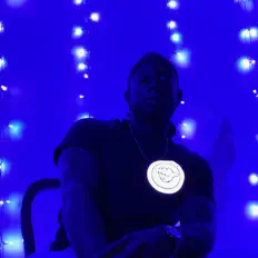 Écoutez AlfyTelay, regardez des vidéoclips, lisez la biographie, consultez les dates de tournée et plus encore !