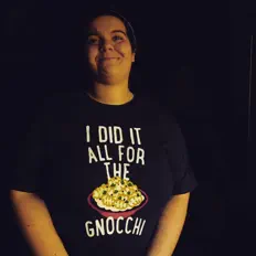 Escucha a Cat Russo, mira vídeos musicales, lee la biografía, consulta fechas de giras y mucho más.