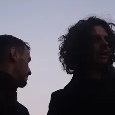 India Electric Co을(를) 듣고, 뮤직 비디오를 보고, 약력을 읽고, 투어 일정 등을 확인하세요!