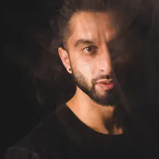Escucha a Formula None, mira videos musicales, lee su biografía, consulta las fechas de las gira y más.