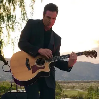 Listen to Robert Rankin Walker, watch music videos, read bio, see tour dates & more!