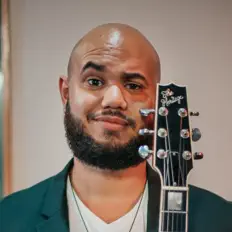 Écoutez Richard Peña, regardez des vidéoclips, lisez la biographie, consultez les dates de tournée et plus encore !