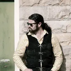 Escucha a Dean Ray, mira videos musicales, lee su biografía, consulta las fechas de las gira y más.
