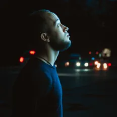 Mike Grekovを聴いたり、ミュージックビデオを鑑賞したり、経歴やツアー日程などを確認したりしましょう！