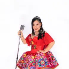 Elena Gomez dinle, müzik videolarını izle, biyografisini oku, tur tarihlerini ve daha fazlasını gör!