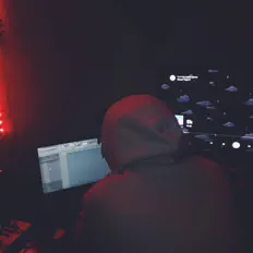 Ascolta Kxnjji, guarda video musicali, leggi la biografia, vedi le date del tour & altro!