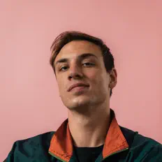 Ascolta Nick Garcia, guarda video musicali, leggi la biografia, vedi le date del tour & altro!