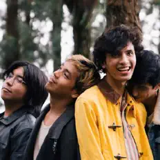 Ascolta Advents, guarda video musicali, leggi la biografia, vedi le date del tour & altro!