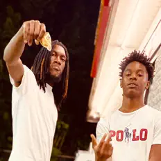 Poslechněte si interpreta Gleesh Huncho, sledujte hudební videa, přečtěte si životopis, podívejte se na data turné a další informace.