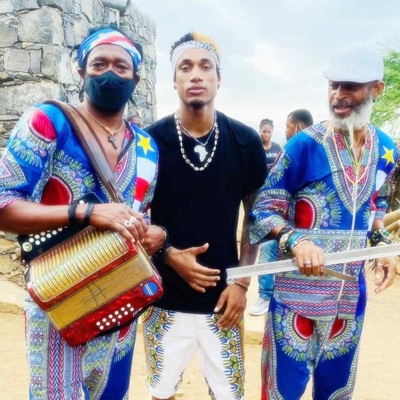 Moda Um Passaro (feat. Ferro Gaita) - Single