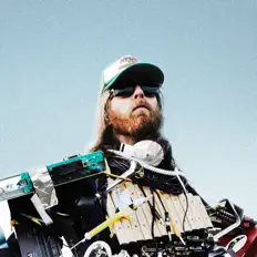 收听 Mayor McCA、观看音乐视频、阅读小传、查看巡演日期等 ！