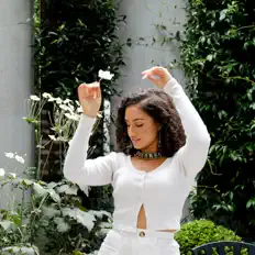 Ouça H'ANA, assista a videoclipes, leia a biografia, veja as datas das turnês e mais!