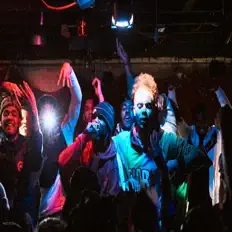 聆聽 Lord$4dp、觀看音樂影片、閱讀小傳、查看巡演日期等！