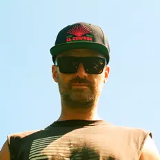 Poslechněte si interpreta Ryder Havdale, sledujte hudební videa, přečtěte si životopis, podívejte se na data turné a další informace.