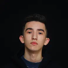 2WL을(를) 듣고, 뮤직 비디오를 보고, 약력을 읽고, 투어 일정 등을 확인하세요!