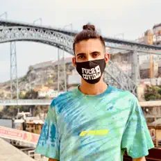 收听 Nhate、观看音乐视频、阅读小传、查看巡演日期等 ！