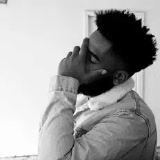 Hör dir A.V.O an, schau dir Musikvideos an, lies die Biografie, finde Tourdaten und mehr!