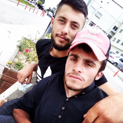 Aşikar ADam Sitemkeş Bayram Can Beyazlar içinde sevdiğim
