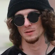 Cody White: песни, клипы, биография, даты выступлений и многое другое.