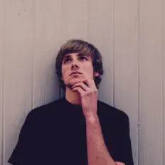 RulAlpha: песни, клипы, биография, даты выступлений и многое другое.