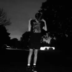 Dengarkan drewswrld, tonton video musik, baca bio, lihat tanggal tur & lainnya!