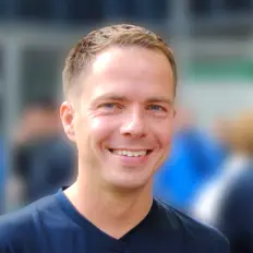 Stefan Berndtを聴いたり、ミュージックビデオを鑑賞したり、経歴やツアー日程などを確認したりしましょう！