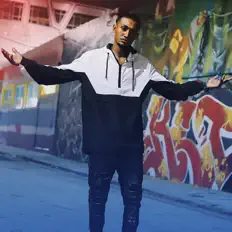 Owbiを聴いたり、ミュージックビデオを鑑賞したり、経歴やツアー日程などを確認したりしましょう！