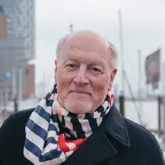 Ouça Lutz Hering, assista a videoclipes, leia a biografia, veja as datas das turnês e mais!