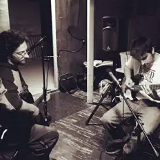 Poslechněte si interpreta The Moon Owls, sledujte hudební videa, přečtěte si životopis, podívejte se na data turné a další informace.