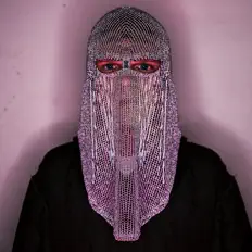 Escucha a Иилай, mira vídeos musicales, lee la biografía, consulta fechas de giras y mucho más.