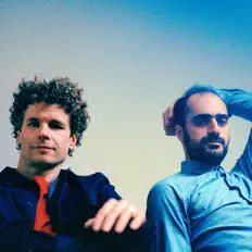 Écoutez The Beautiful Now, regardez des vidéoclips, lisez la biographie, consultez les dates de tournée et plus encore !